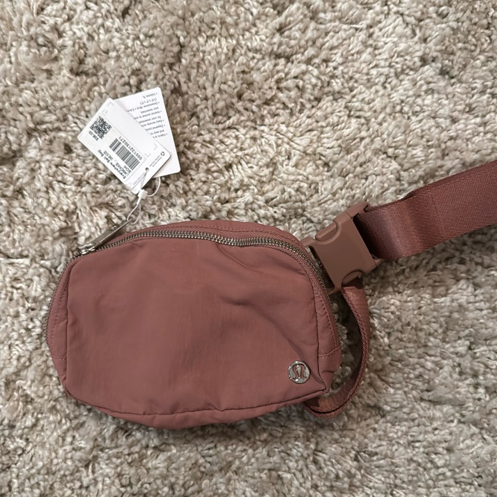 COPY - NWT lululemon pink everywhere belt bag!